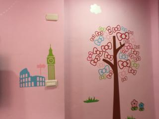 Funja Colorful Hotel - Taichung - 2
