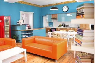 Blooms Boutique Hostel by Friendly Apartments - Poznan - 7