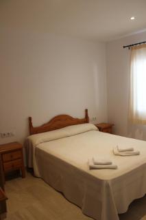 Apartamentos Rayma I-II-III - Cala Blanca - 4
