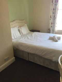 Gateway Lodge - Cleckheaton - 1