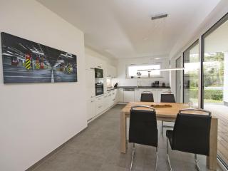 Haus "Jasmund" in Sellin - WG01 im EG mit Kamin und Terrasse - Ostseebad Sellin - 1