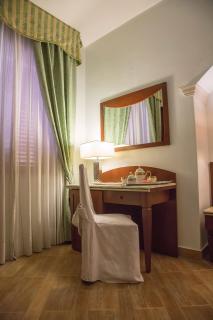 Palmed Hotel - Gizzeria - 6