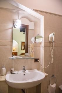 Palmed Hotel - Gizzeria - 9