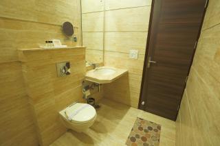 Hotel Whistling Greens - Moga - 7