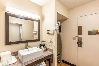 Colby Inn and Suites - Colby - 3