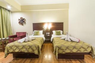 Diamond Hotel - Varanasi - 9