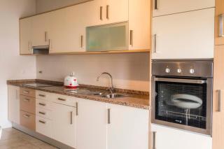 C02 - Luxury 3 Bed with Pool View - Lagos - 9