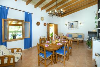 Owl Booking Villa Bobis - Family Holidays with Private Pool - El Port - 2