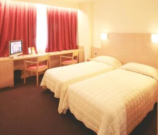 Hotel Capital - 2