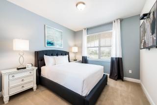 Stylish Home With Private Pool, Media Room, Pool Table, Waterpark Resort Access Near Disney At Encore Resort - 7601Mc - Kissimmee - 4