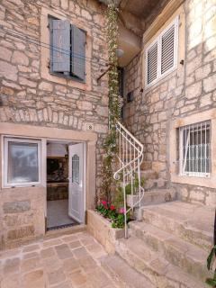 Apartment Mediteran - Stari Grad - 9