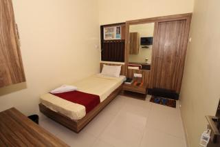 Hotel Meera - Raipur - 4