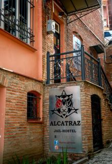 ALCATRAZ JAIL-HOSTEL - Tbilisi - 9