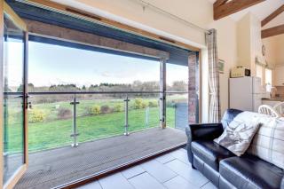 Y Cudyll Coch - Cardiff - 7