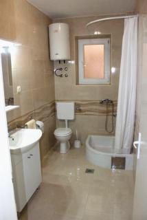 Apartments with parking space Gradac, Makarska - 5198 - 9