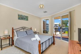 Green Reef Beach House - Aldinga Beach - C21 SouthCoast Holidays - 3