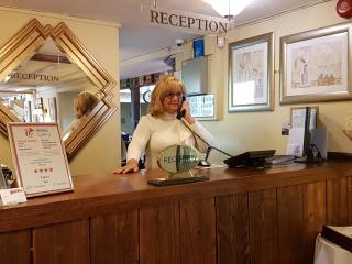The Old Barn Inn - Newport - 3