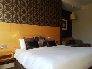 The Old Barn Inn - Newport - 1