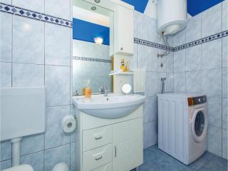 Two-Bedroom Apartment In Omis - Omiš - 1