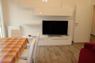 Light & Colours Apartment - Bologna - 7