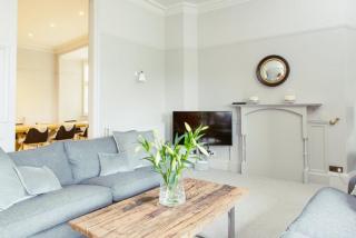 Ramsay Gardens - Grand 4-Bedroom Apartment Next To Castle - Edimburgo - 6