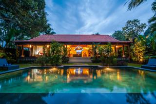 Luxury 3BR Infinity Jungle View Aashaya Villa Ubud - Ubud - 0