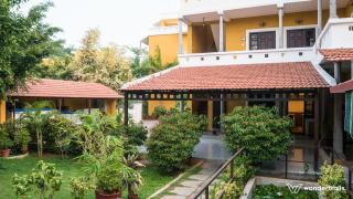 Poppys Olive de' villa - Auroville - 2