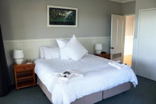 Valley View Luxury Retreat - Vacy - 8