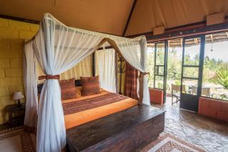 Rhino Watch Safarilodge - Mweiga - 2