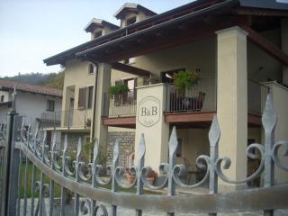 Maggiociondolo - Venasca - 4