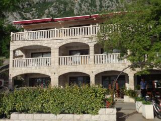 Apartments Bella di Mare - Kotor - 0