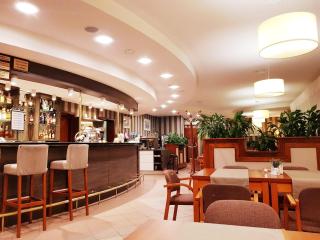 Hotel Trojka - Przemyśl - 8