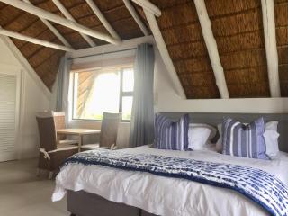 CANAL GUEST HOUSE - Luxury Waterfront Accommodation - RENEWABLE ENERGY SOLAR & WATER - St. Francis Bay - 7