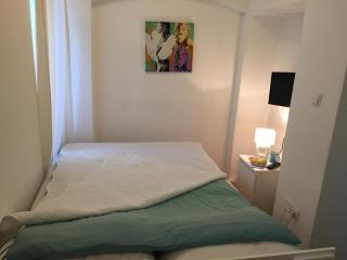 Apartments with WiFi Zagreb - 14623 - 1