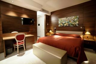 Family Center Hotel - Polla - 0