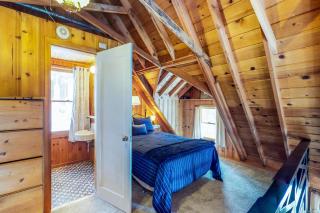 Donner Lake Dream Cabin - 8