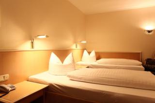 Hotel Ambiente Garni - München - 1