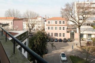 apartment with balcony in the square - Porto - 3