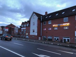 Hotel zum Kreidesee, kein Urlaubshotel ! - Hemmoor - 1