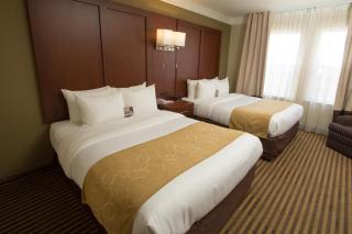 Comfort Suites Visalia - Convention Center - Visalia - 1