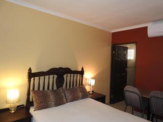 Rose of Sharon - Amanzimtoti - 7