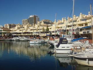 Apartamento Holidays on the Beach - 0