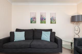 Dunfermline - Premium Two Bedroom Apartment - KW - Dunfermline - 1