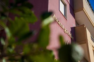 Avantgarde Hotel - 4