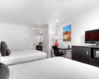 Aggie Inn, an Ascend Collection Hotel - 9