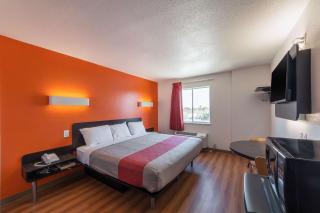 Motel 6-San Antonio, TX - Downtown - Alamo Dome - San Antonio - 1