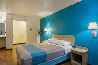 Motel 6-Knoxville, TN - North - Knoxville - 1