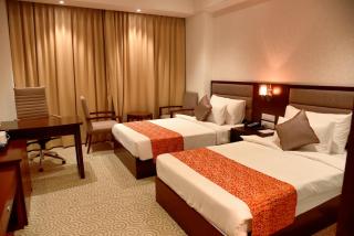 Pride Hotel & Convention Centre Indore - 8