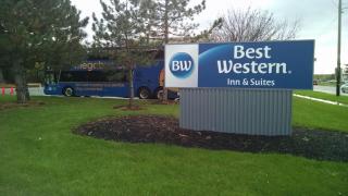 Best Western Airport Inn & Suites Cleveland - Brook Park - 1