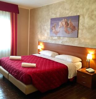 Hotel Forum - Rozzano - 0